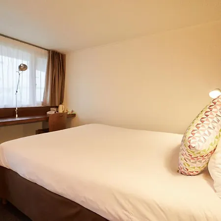 Campanile Est-bizanos