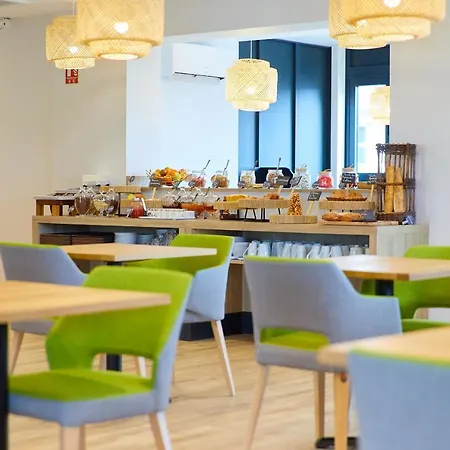 Campanile Est-bizanos 3*