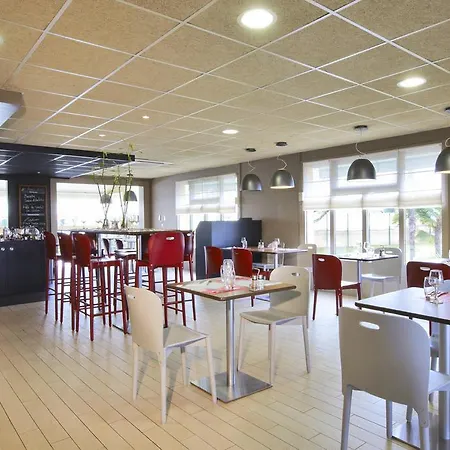 Campanile Est-bizanos 3* Pau