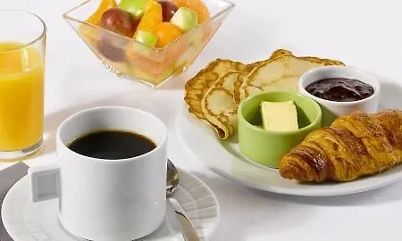 فندق Campanile Est-bizanos بو