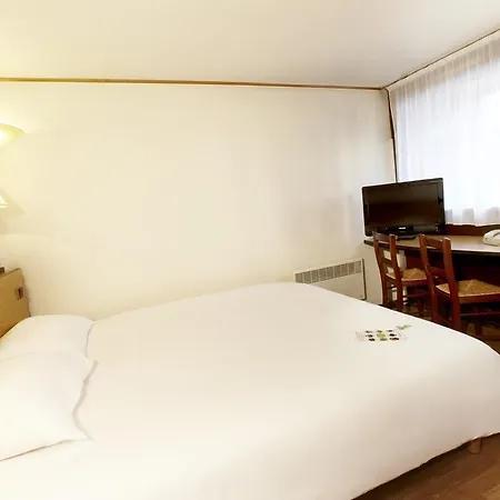 Hotel Campanile Est-bizanos