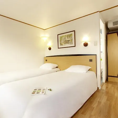 Campanile Est-bizanos Hotel Pau