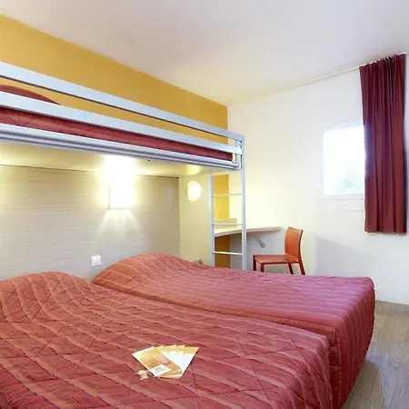 Campanile Est-bizanos Hotel 3*