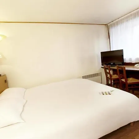 Hotel Campanile Est-bizanos Pau