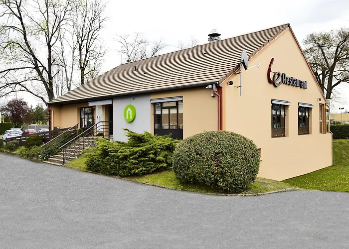 Campanile Est-bizanos Hotel