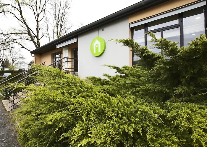 Campanile Est-bizanos Hotel