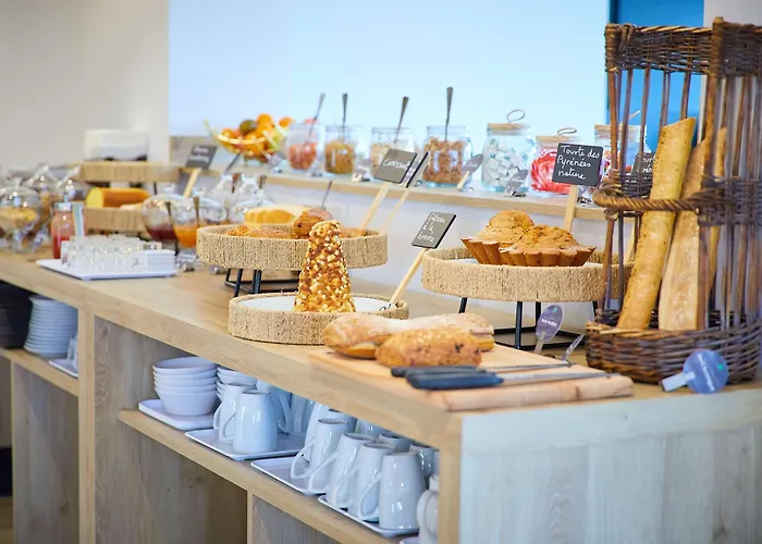 Campanile Est-bizanos 3*