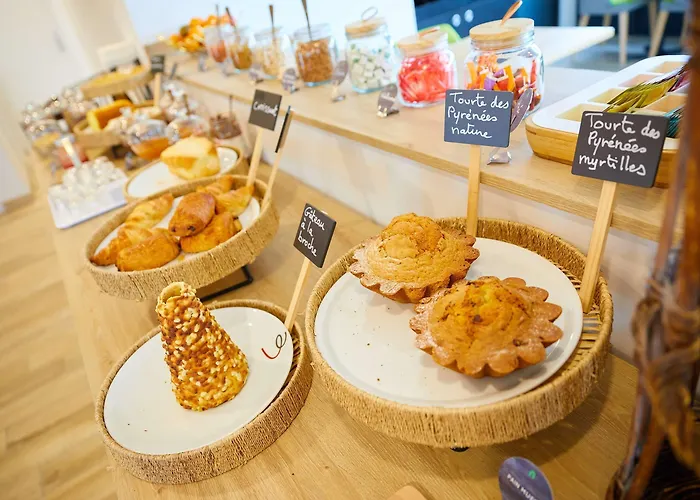 Campanile Est-bizanos Pau