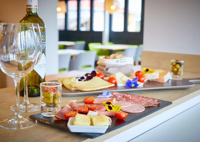 Campanile Est-bizanos Hotel Pau