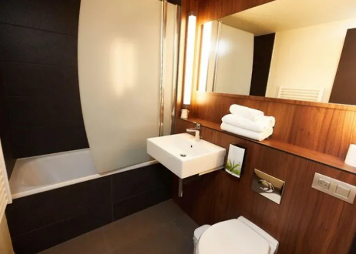 Campanile Est-bizanos