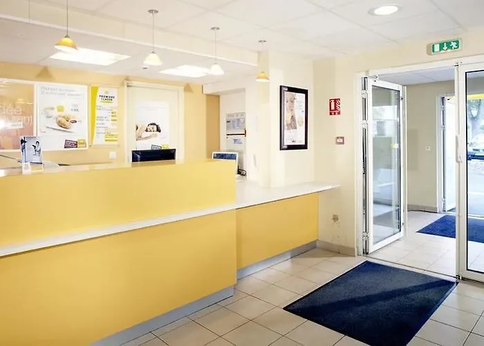 Campanile Est-bizanos Pau